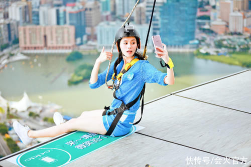 何猷君再提T台摔跤,奚梦瑶被戳痛处当场