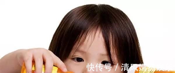 孩子|你家孩子正在被“催熟”，预防孩子早熟，这些食品不要给孩子吃了