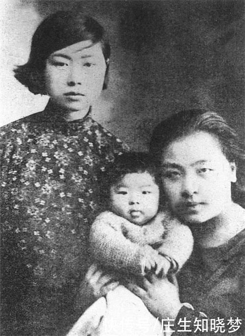 丁玲|作家丁玲大胆尝试三人行，晚年公开痛批沈从文:贪生怕死的胆小鬼