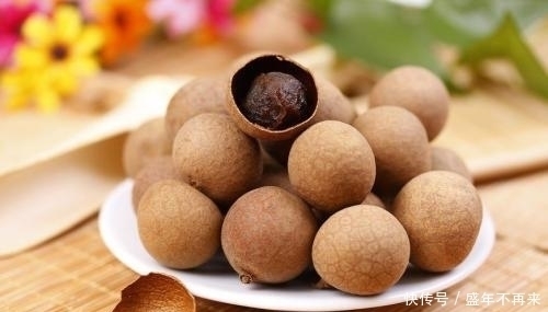 营养价值|桂圆营养价值高，常吃有5大功效和作用，吃桂圆要注意什么？
