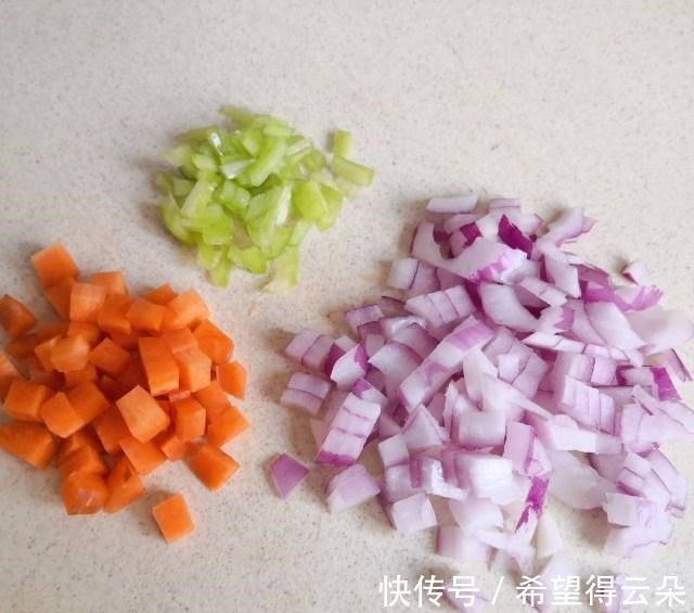 美食天下|黄金炒饭,色泽金黄,好看又好吃!