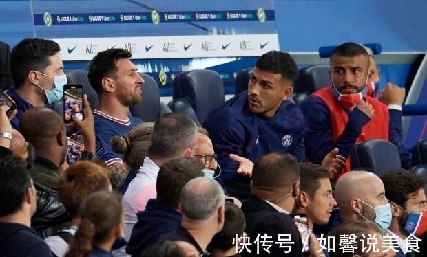 曼联|0-4!梅西输C罗,被换后急了:拒绝和主帅握手,11年耻辱诞生