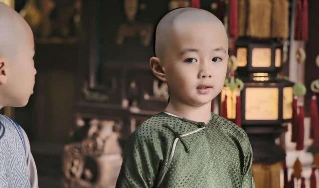 苏氏|她是乾隆最有才华的儿子，娶了大清皇后的侄女，却被乾隆狠心送人