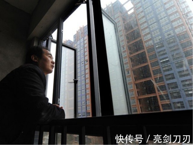差距|“租房族”和“买房族”对比,谁更轻松?过来人说出差距