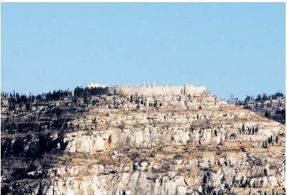 呼伦贝尔|淄博有个泉河头！这里有镶嵌在悬崖上的古建筑群……