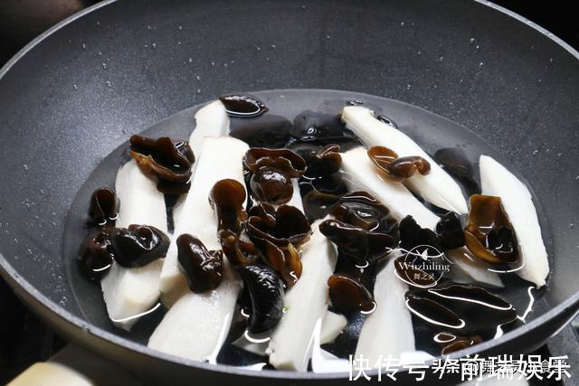 纤维素|50岁阿姨晚餐这么吃,常被认成儿子姐姐,脸蛋光滑裸妆都美