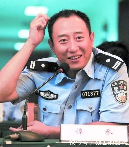 抑郁症|“网红交警”谭乔从万千宠爱到身患抑郁症,他经历了什么