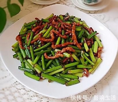 炒肉别再用淀粉了，学会加入2样，不管炒啥肉，鲜嫩入味，超好吃