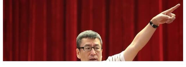 王冰冰|央視主持集體內卷，倪萍扎針七位主持人，其中為何沒有白巖松