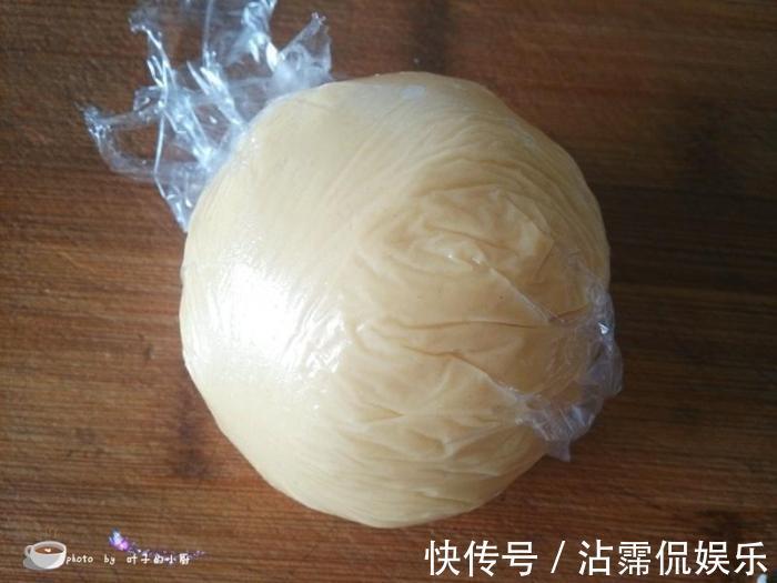 南瓜吃了几十年，第一次如此做，比蛋糕好吃10倍！女儿打100分！