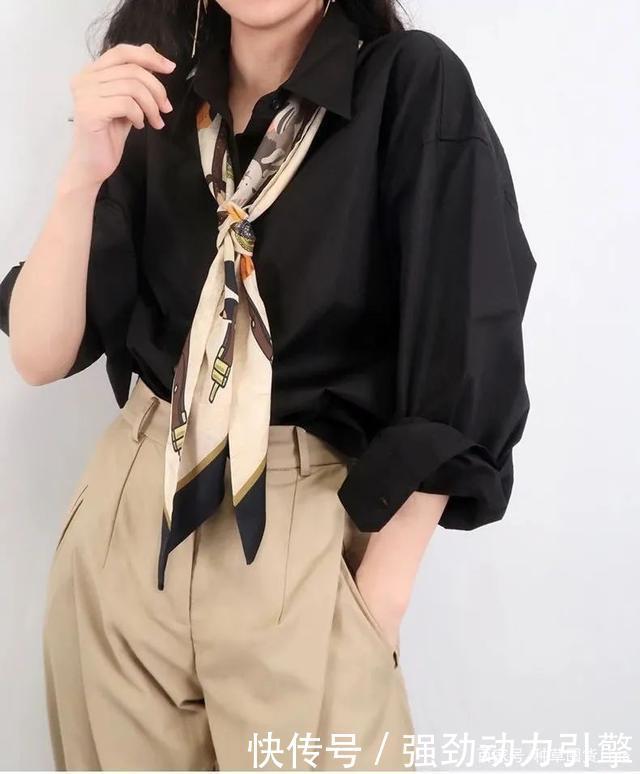 秋天毛衣、外套这么搭,太太太高级!