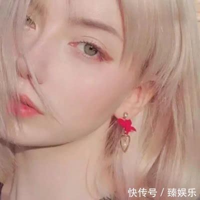 女孩眼睛有这“3标志”，天生自带眼妆，全中“异性缘”惹人羡慕