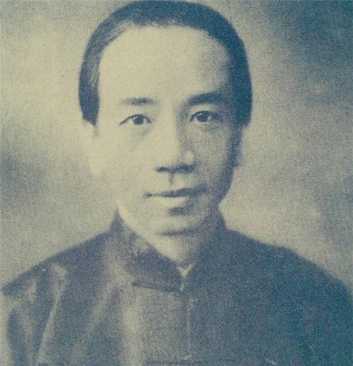 丈夫意外离世,她不再改嫁选择孤独终老,晚年遗言:不与丈夫合葬