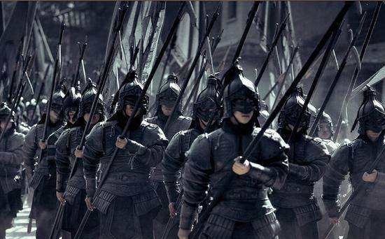 西凉人|最强时候的他差点结束东汉末年的乱世,让三国不复存在!