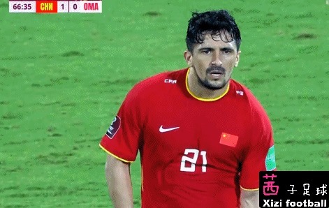 洛国富|3分变1分!李铁2次换人是最大败笔,国足提前告别世界杯