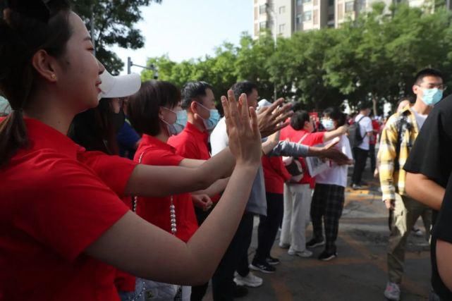 高考|高考：为追梦奔跑的学子加油！