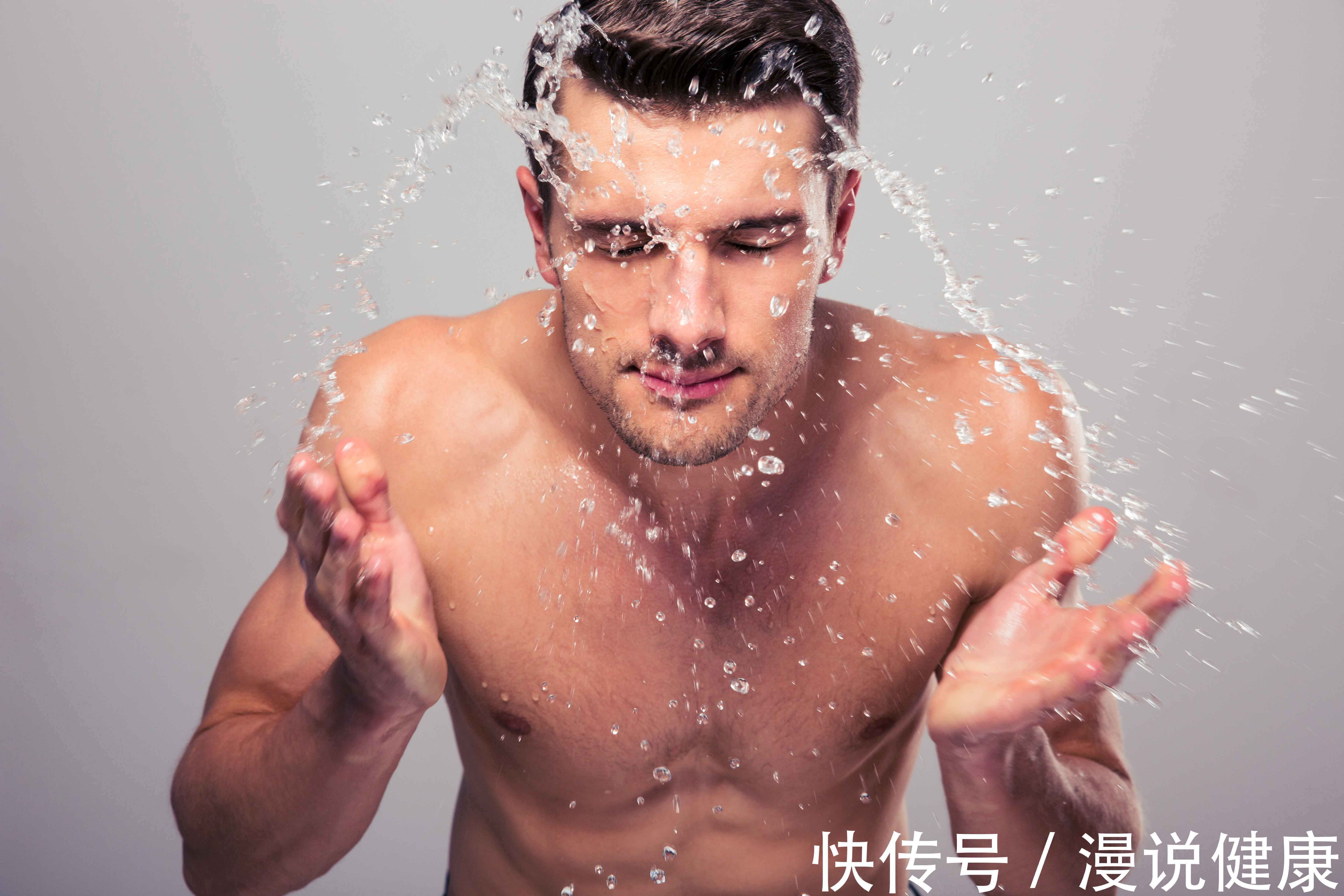 睡眠质量|冬天洗个热水澡,却差点没了命?遇到这5种情况,劝你最好别洗澡