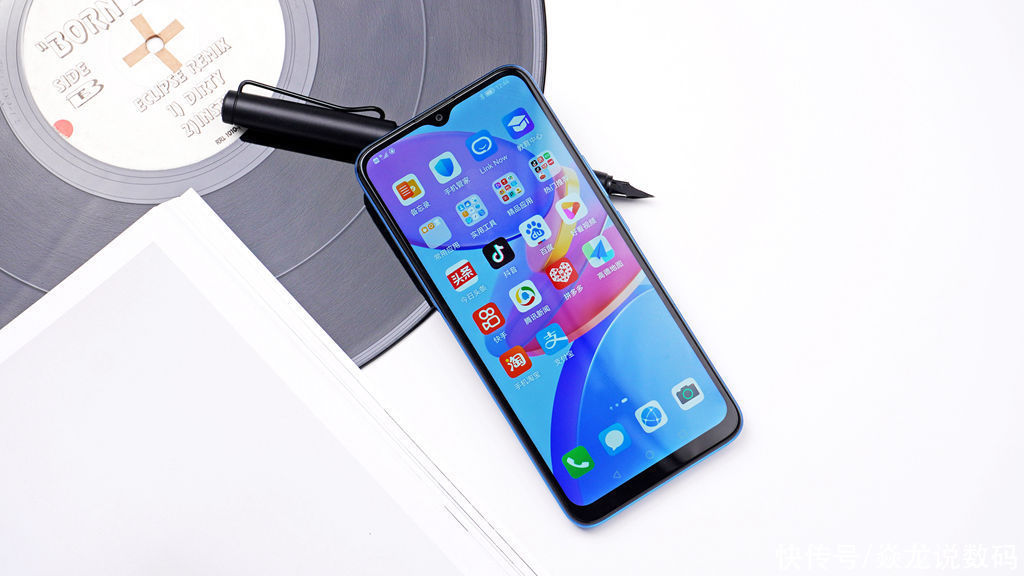 30e|优畅享30e 5G图赏：智慧双5G+22.5W安全快充，你觉得可么？