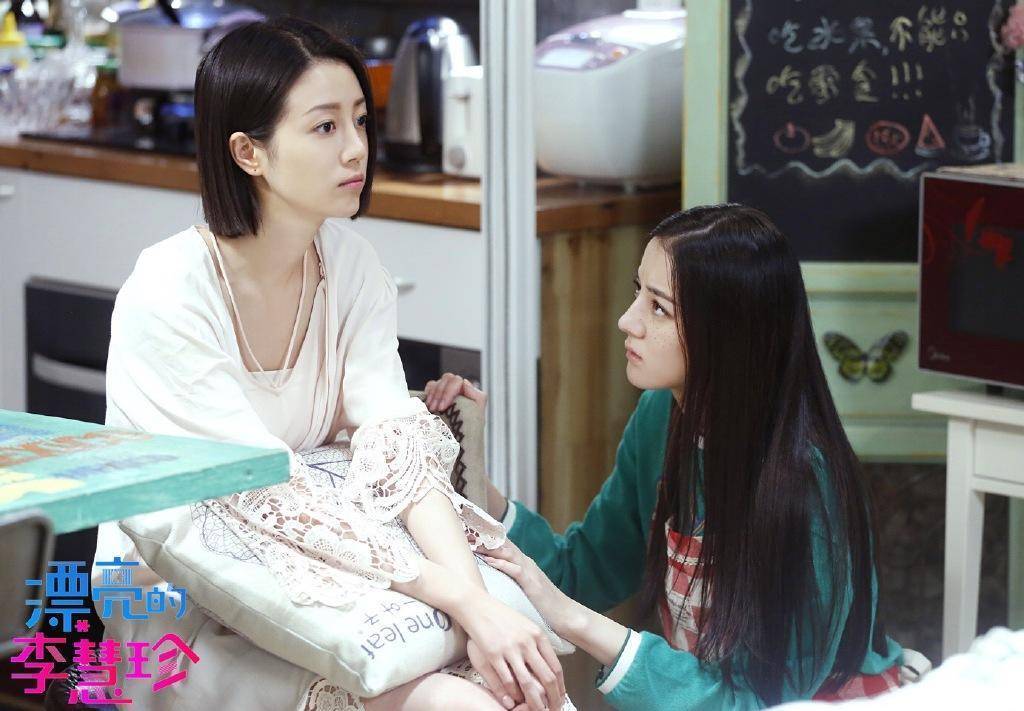 任敏|離開楊冪2年后，她與昔日同事同臺PK，卻被指成“背景板”