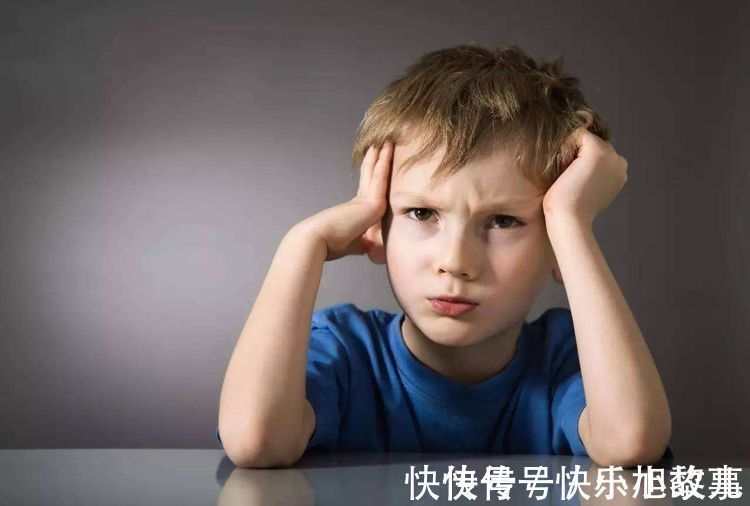 王雷妈妈|男孩“变声期”晚于这个年龄,身高轻松突破1米8,父母别操心了