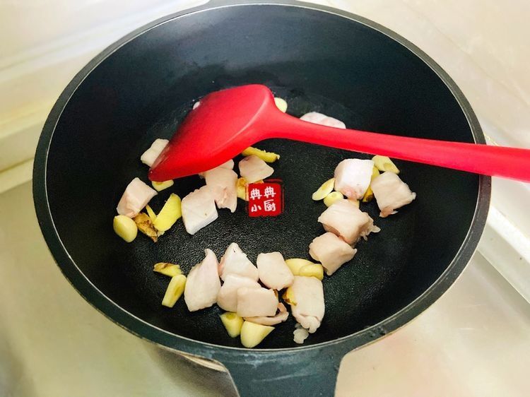 这一到冬天,我最喜欢猪肉蔬菜一锅烩了,好吃又简单