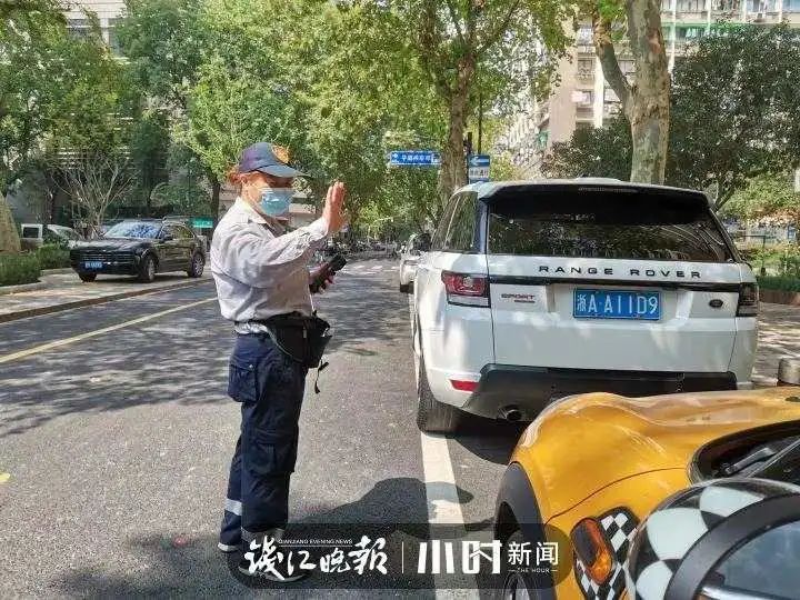 宝宝|“大姐，救我！我撑不住了！”人行道，孕妈肚里的宝宝突然发动