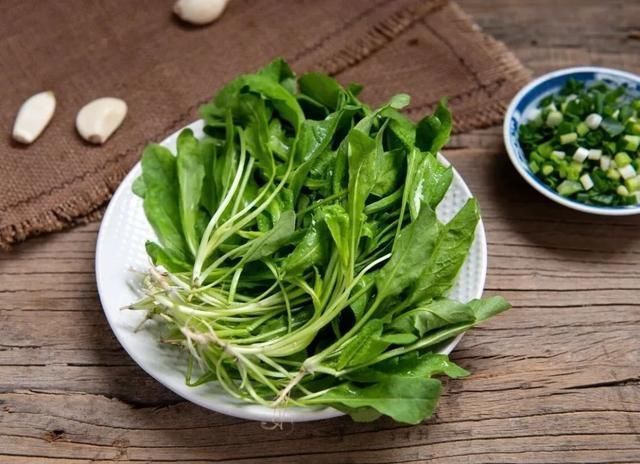 寄生虫|这5种常见蔬菜,营养少且不利于健康,建议尽量少吃