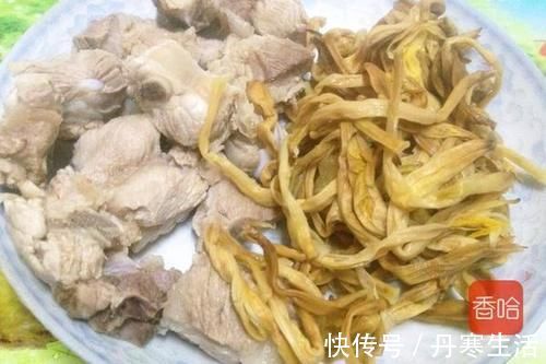 香菇肉片汤|失眠最怕这个菜,农村很常见,隔三岔五吃一次,睡眠好一觉到天亮