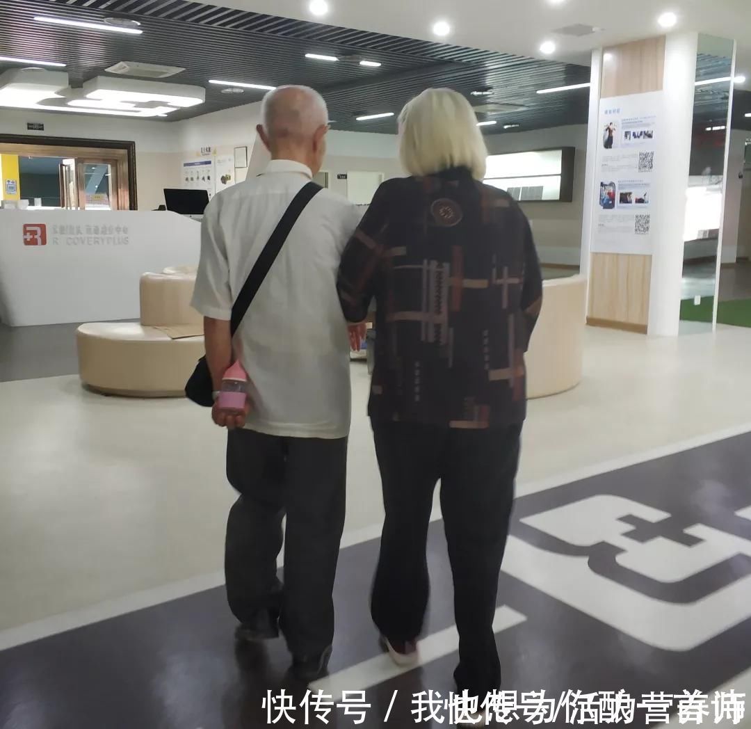 诱发|50岁是女性的“多事之秋”,对于全身疼的人,4大原因帮你解惑