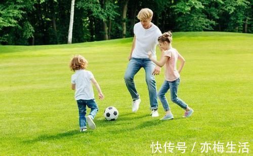 白岩松|白岩松:多和娃说这4句话,提高孩子情商,没有情商的教育等于零