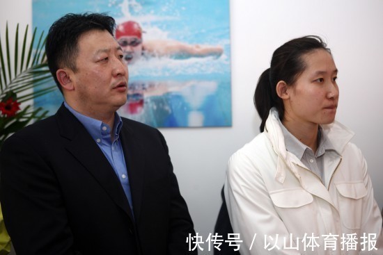 游泳運動員|世界冠軍嫁給大23歲恩師，婚后一直遭受非議，如今他們怎么樣？