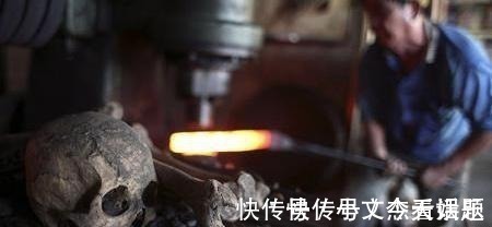 金铁乃濡$历史传说中铸剑师为了锻造宝剑,让活人跳进熔炉,你以为是愚昧?
