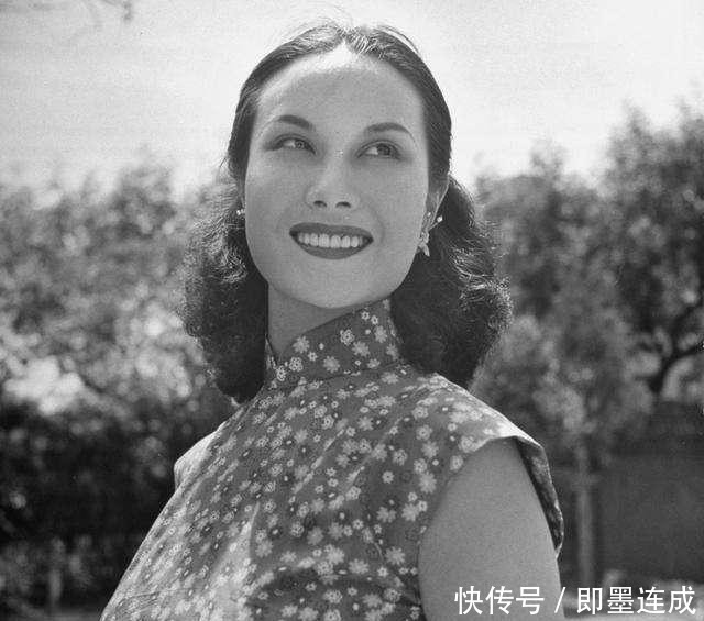 赶快|蒋介石晚上最喜欢看的电影,一说“看那个”,大家就赶快换片!