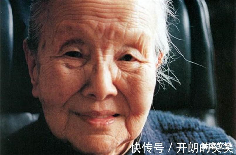 文学&被林徽因、张爱玲讽刺,鲁迅也瞧不起她,为何民国文人不喜欢冰心