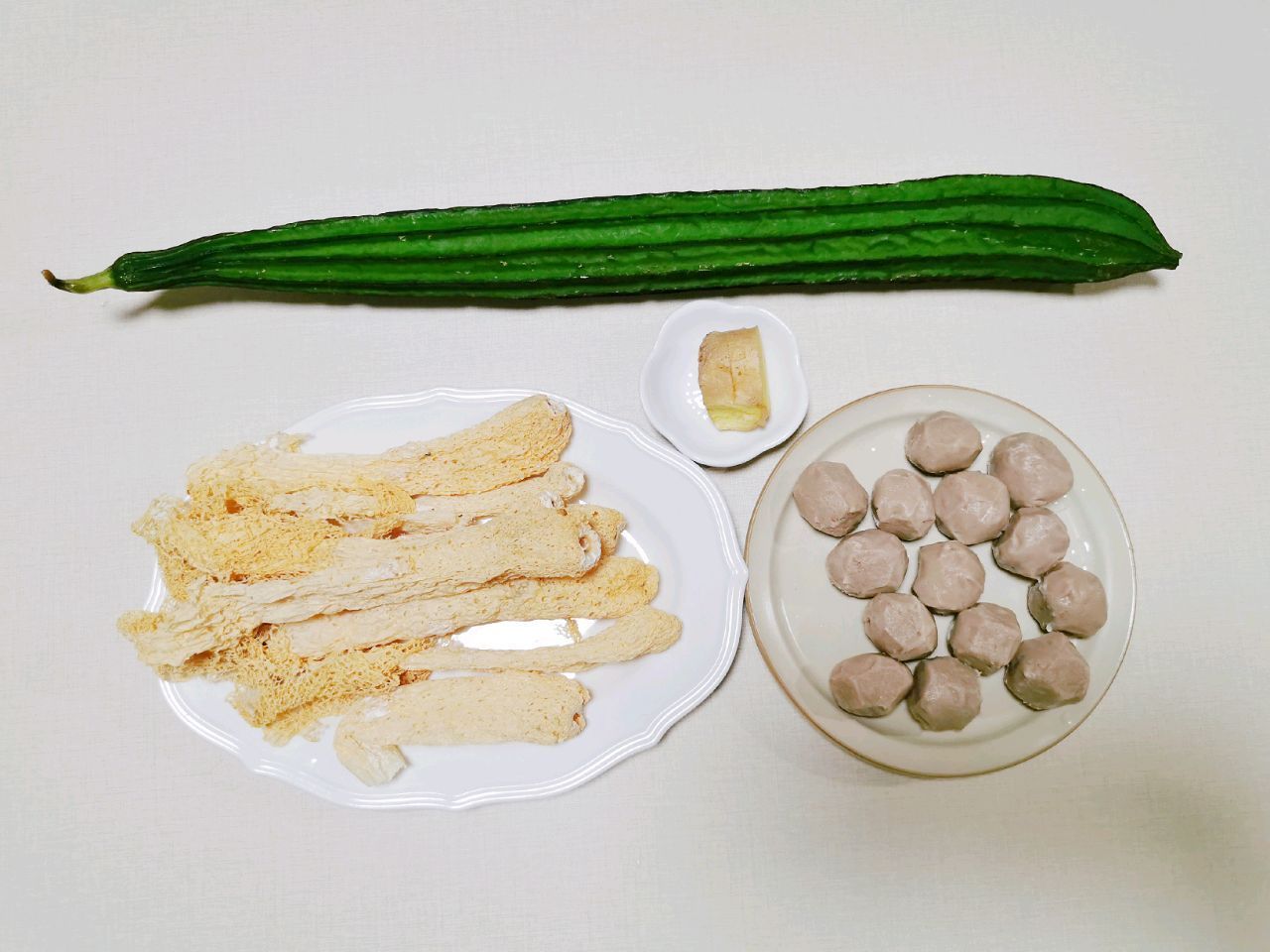 營養價值|竹蓀絲瓜牛肉丸湯，鮮美可口，營養價值高