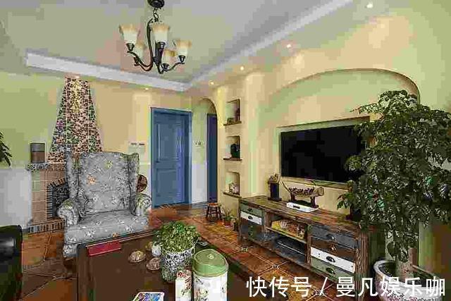 发财树|电视柜旁边,养什么花,3种选一个,格调高,寓意好,人气旺