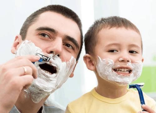 男孩|如果你家是儿子, 这句话烂在肚子里也不能说, 会影响孩子一辈子