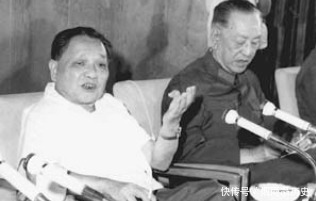 许多著名领导人的子女聚集在一起,怀念这位老将军