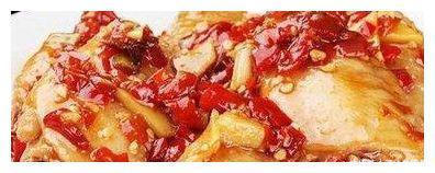 美食推荐爆炒大虾,剁椒焖鸡翅,红烧豆腐,麻辣凉拌海带的做法