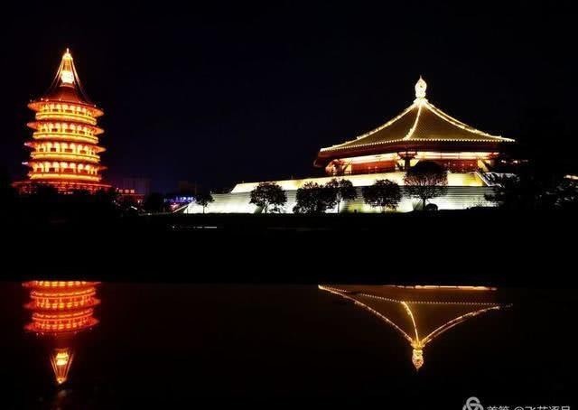 皇宫|历史上最壮丽三出阙皇宫城门,为何被女皇改了名字?