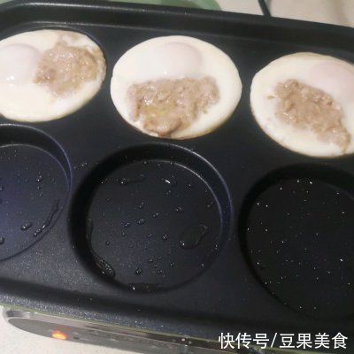 摩飞锅复刻路边摊美食～鸡蛋肉汉堡