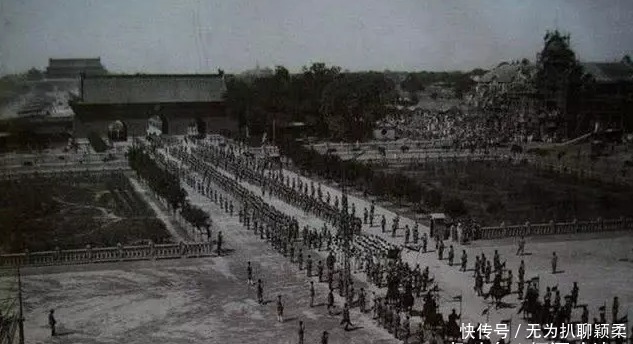 丧葬|中国名义上的最后一位皇帝袁世凯，其丧葬场面如何，是天子仪式吗