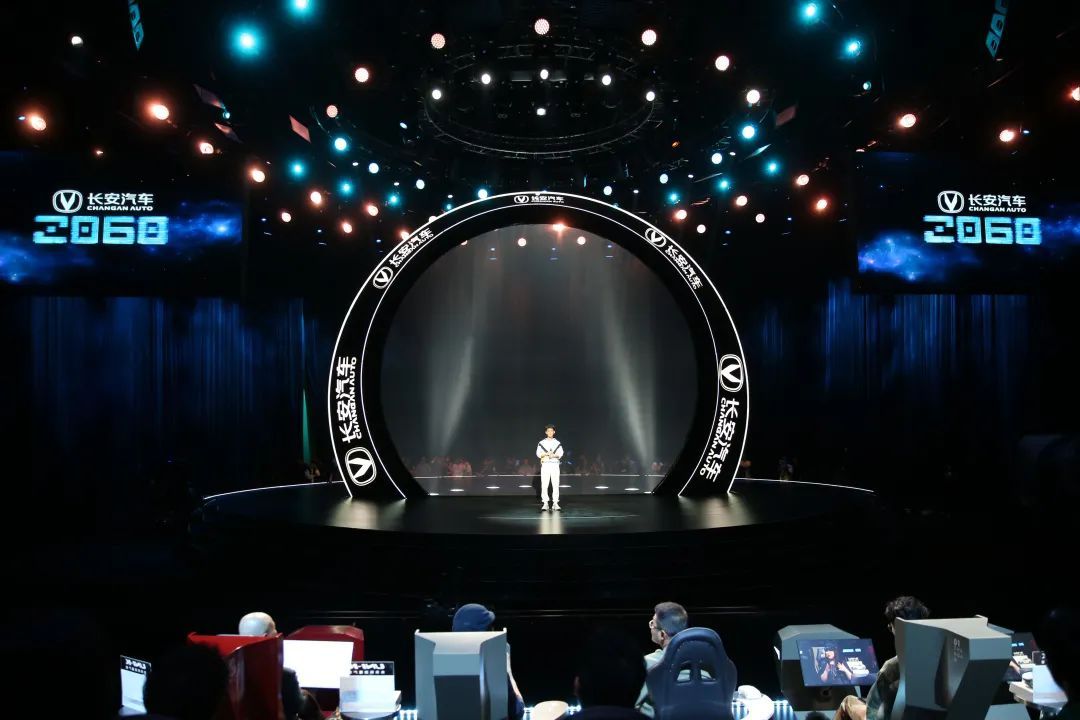 《2060》：V-life引航热爱，构建国漫新表达