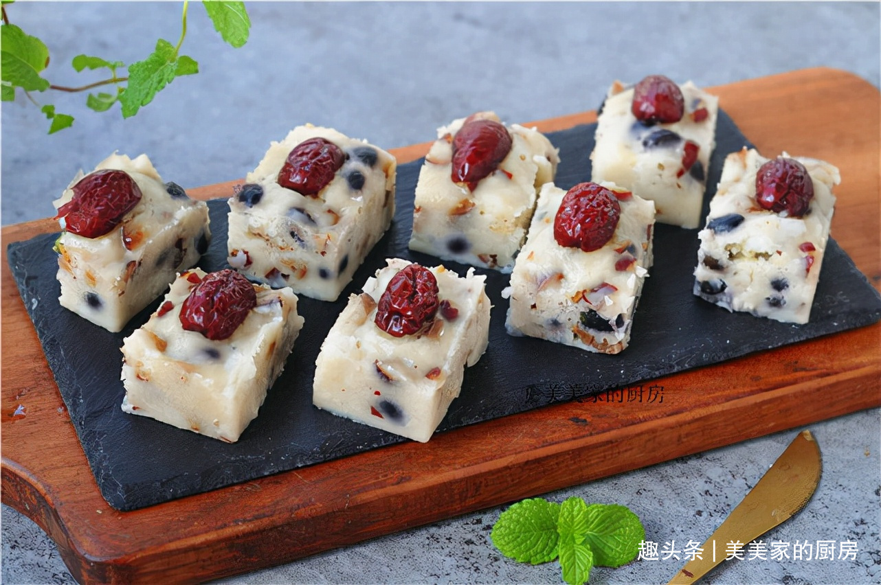 春吃韭菜夏吃瓜，秋天吃此物！锅里一蒸香甜软糯，空口就能吃一盘！