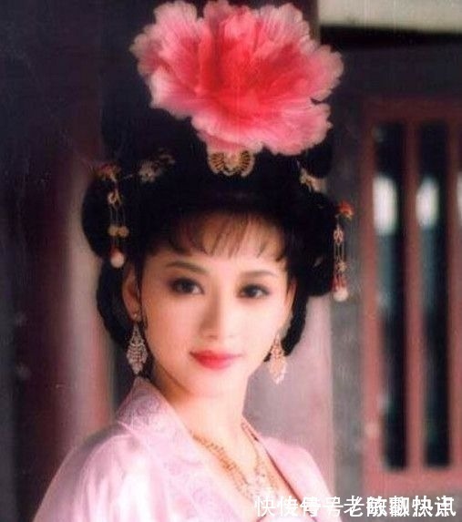 脂砚斋@红学又一大发现,秦可卿死后,为何贾珍因为哭的和泪人一样