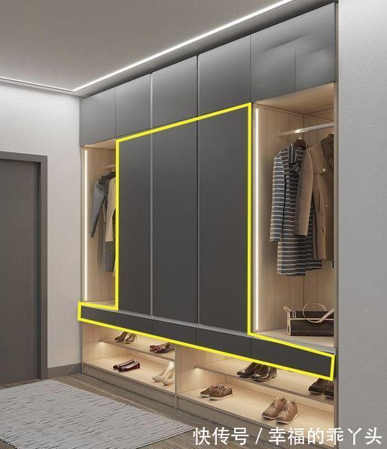 小提示|玄关柜别乱装,柜体留空做T字型布局,堪比一个衣帽间,值得学习