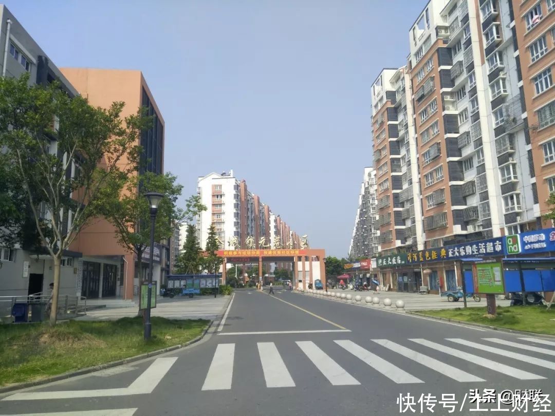 边户|买房时的4个原则：牢记买南、买边、买中、买三，基本都是好房子
