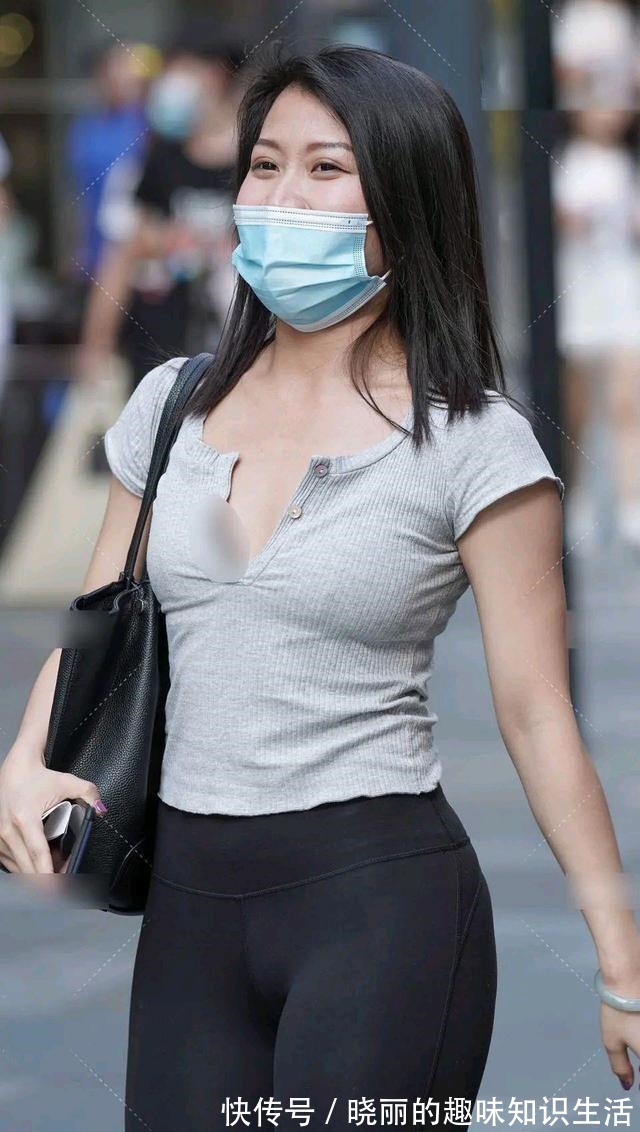 t恤 时尚好看的瑜伽裤装扮显得古韵别致,轻盈舒适又耐看,简单时尚!