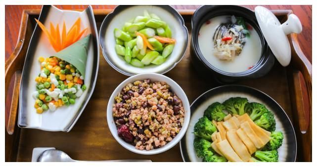 血脂异常|散步可以降血脂？医生：坚持3点，或比运动有效，血脂慢慢降下来