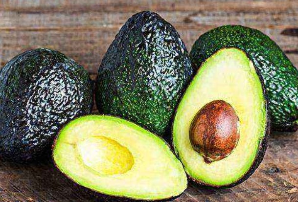 活血散寒|子宫光滑的女人,都爱吃四种食物,活血散寒,70岁也不显老!